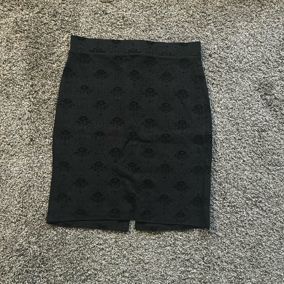 DB Established 1962 Black Velvet Skirt Size Medium - Picture 1 of 3